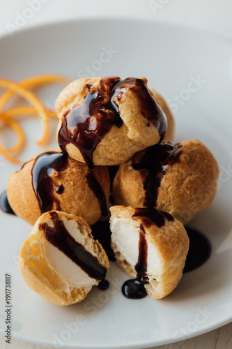 profiteroles with chocolate glaze