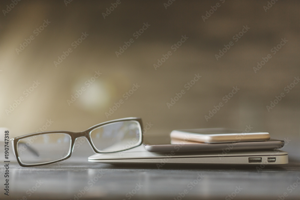 Glasses and devices