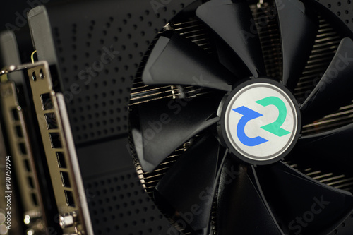 Decred Cryptocurrency Mining Using Graphic Cards photo