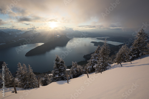 Schweizer Schneelandschaften entdecken © Joseph Maniquet