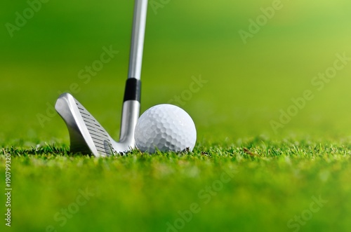 Let's golf