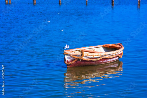 barque sur l eau