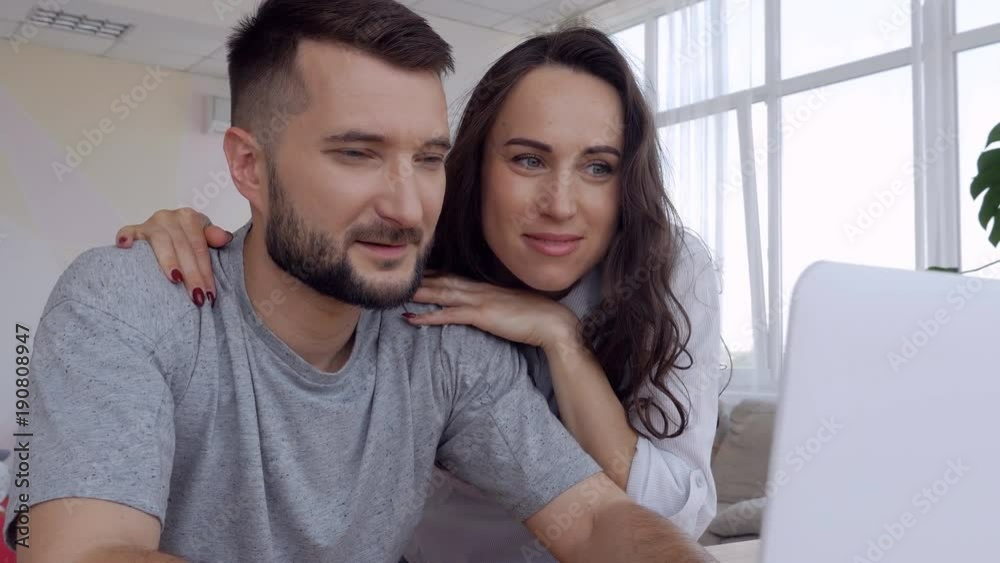 Married couple surfing the net Married couple surfing the net