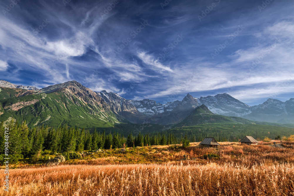Obraz premium Stunning Tatra mountain at autumn in Poland at sunset