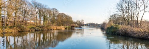 panorama lake in winter © Nicole Lienemann