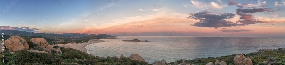 Panorama della costa di Chia, Sardegna, Italia.