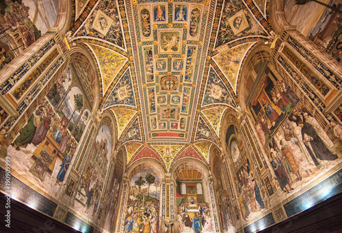 Interior of Duomo di Siena or Siena Cathedral photo