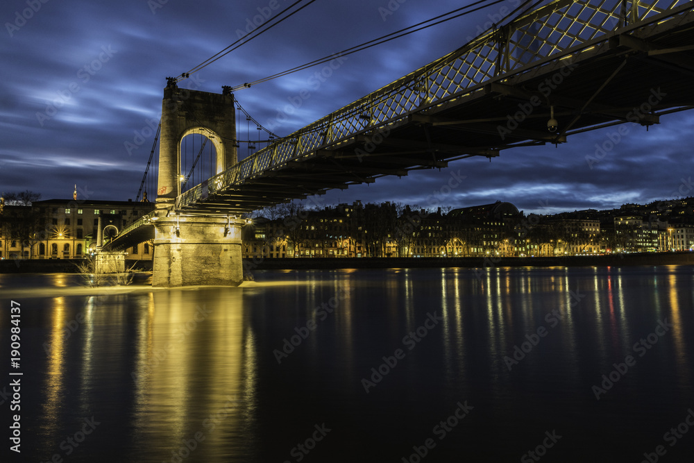 Fototapeta premium Miasto Lyon - Rodan.
