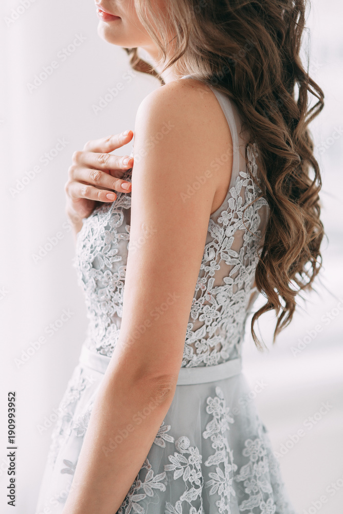 Easy spring bride's morning in the Studio with stylish decor and European-style with fresh greens Easy spring bride's morning in the Studio with stylish decor and European-style with fresh greens