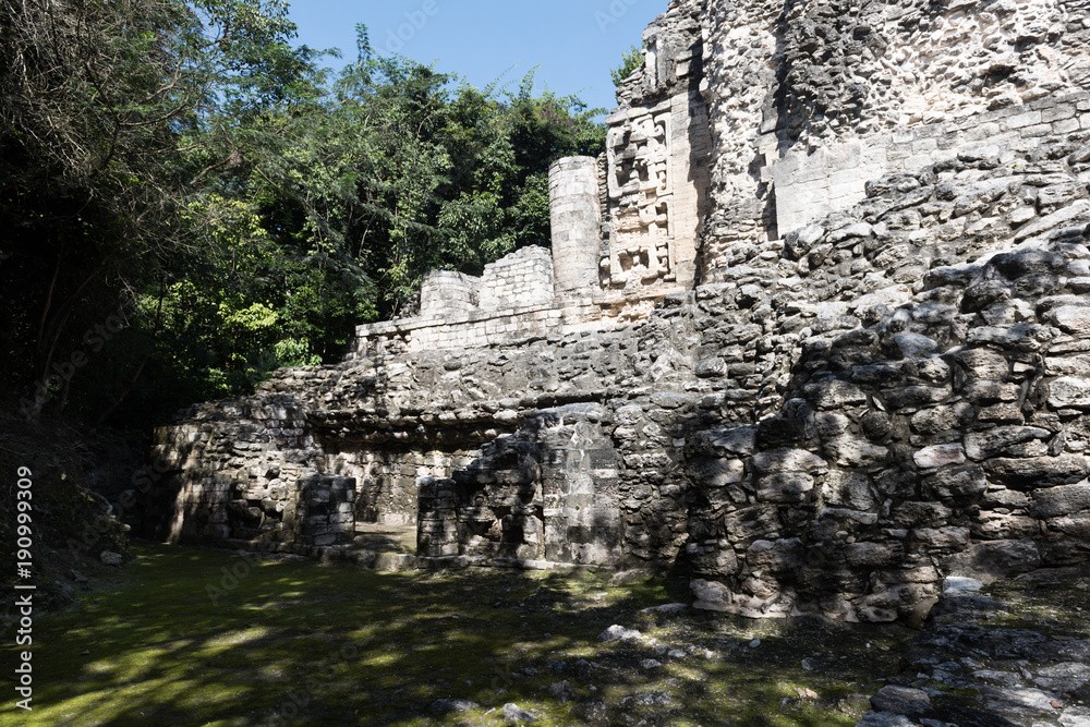 Hormiguero - eine präkolumbischen Maya-Ruinenstätte im Rio-Bec-Stil