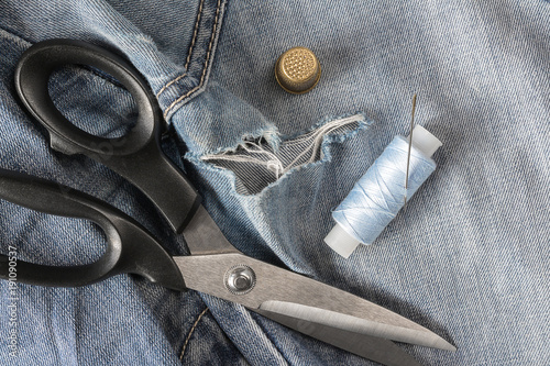 Canvas Print Jeans pants with hole for sewing knives and threads