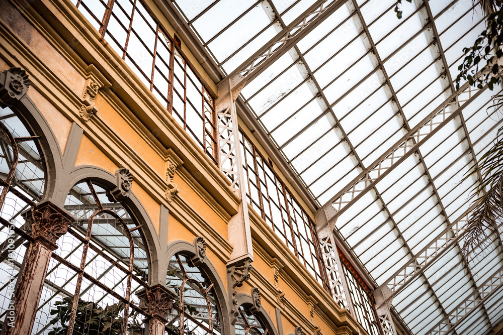 Obraz premium Industrial, abstract greenhouse in Barcelona, spain