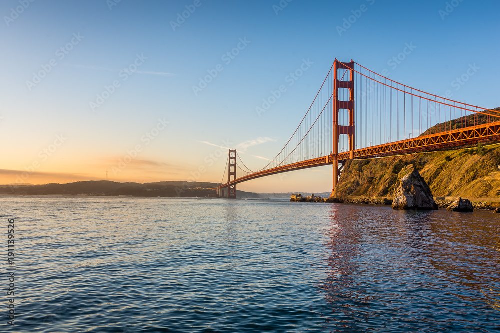 Obraz premium Fort Baker Sunrise