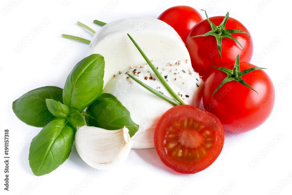 Mozzarella, Tomaten, Basilikum mit Knoblauch, Schnittlauch und P Mozzarella, Tomaten, Basilikum mit Knoblauch, Schnittlauch und P