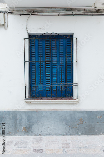 Ventana de casa marinera pesquera