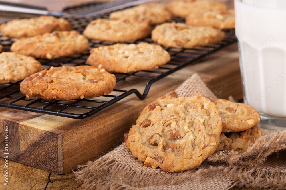 Peanut butter cookies and a glass of milk