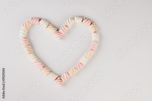 Romantic heart marshmallow frame