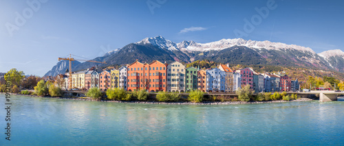 Obraz na płótnie Panoramic view of Innsbruck, Tyrol, Austria w salonie