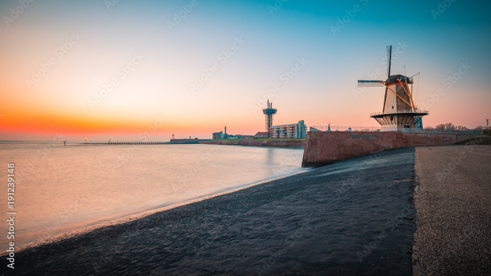 Fototapeta premium Vlissingen coastline sunset