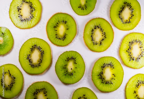 fresh kiwi fruit slices background