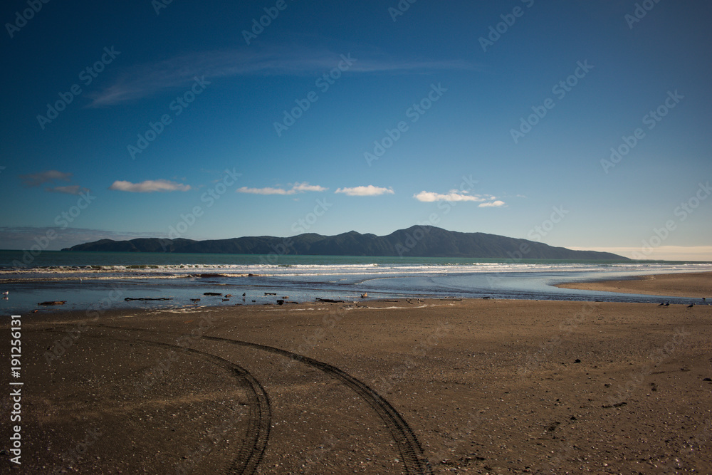 Kāpiti Island from Raumati Beach, New Zealand Kāpiti Island from Raumati Beach, New Zealand