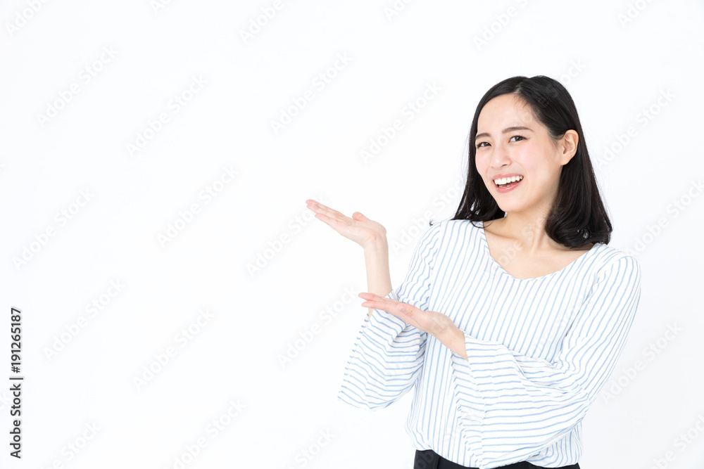 私服女性 白バックイメージ 私服女性 白バックイメージ