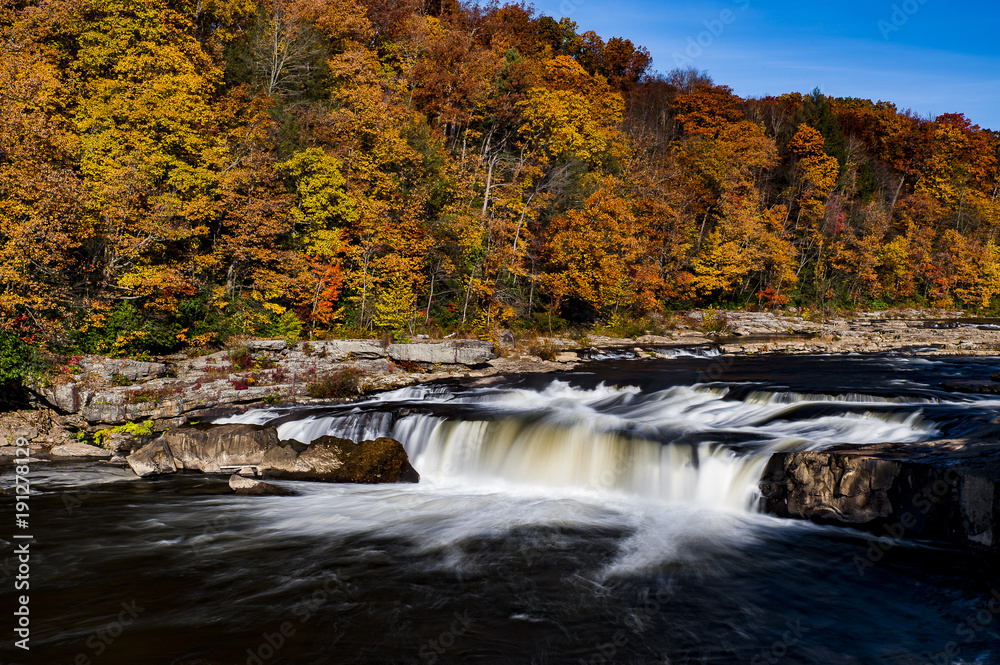 Hogback Ridge Falls - Waterfall - Hogback Ridge Metro Park, Ohio