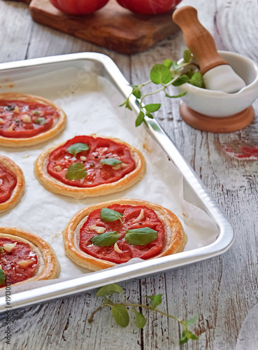 Tomato Pastries. Tomato Puff Pastry. Mini Tarts