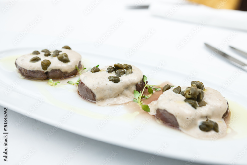 Sliced veal with sauce Sliced veal with sauce