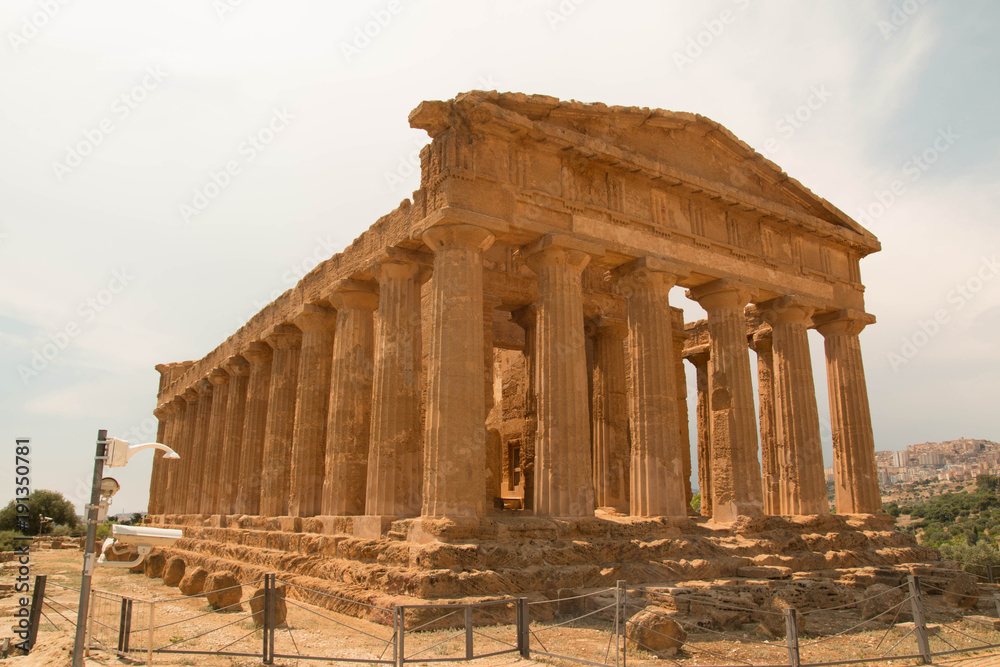 Temple of Concordia, Temples Valley, Agrigento, Sicily.