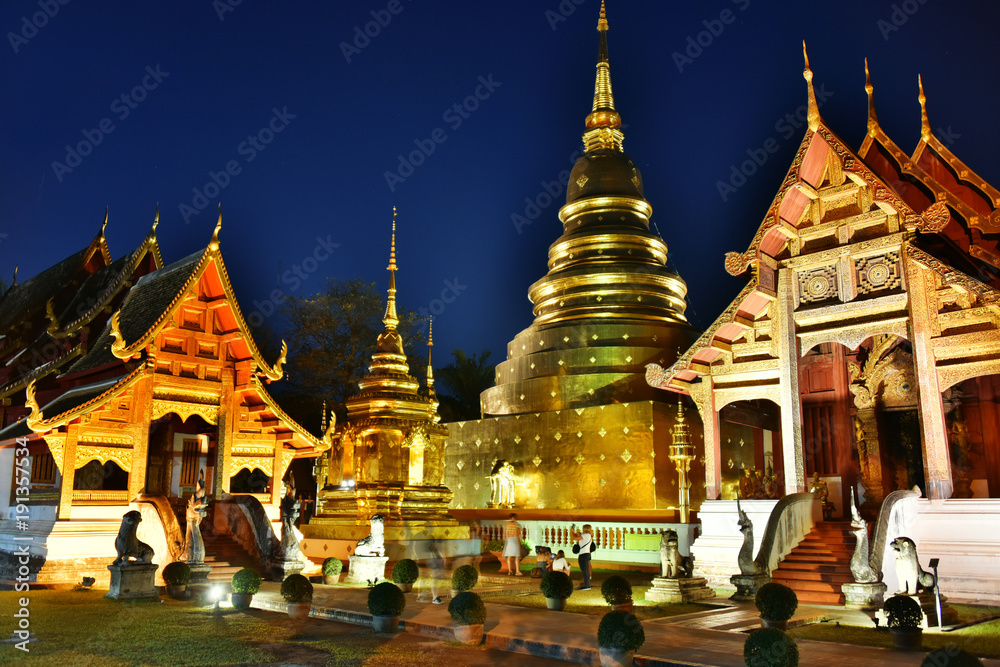 Fototapeta premium Wat Phra Singh, a Buddhist temple in Chiang Mai, Thailand