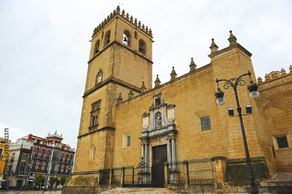 Badajoz, Catedral de San Juan Bautista en la Plaza de España, Extremadura, España