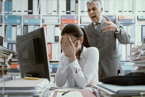 Slika na platnu Angry boss yelling at his young employee