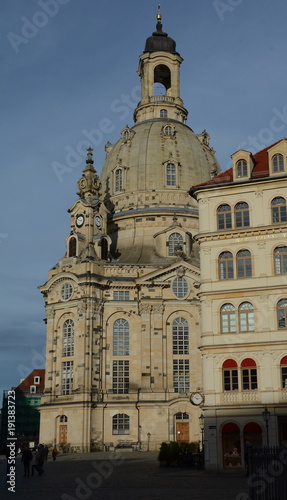 Blick zur Frauenkirche am Neumarkt in Dresden