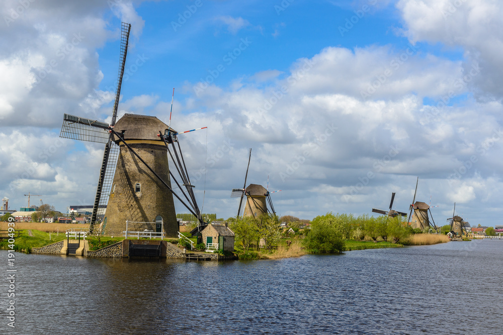 Dutch mills in Kinderdijk, South Holland Dutch mills in Kinderdijk, South Holland