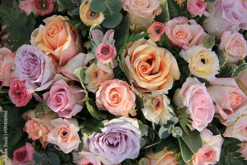 Pastel wedding flowers