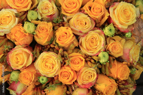 Mixed yellow bridal roses