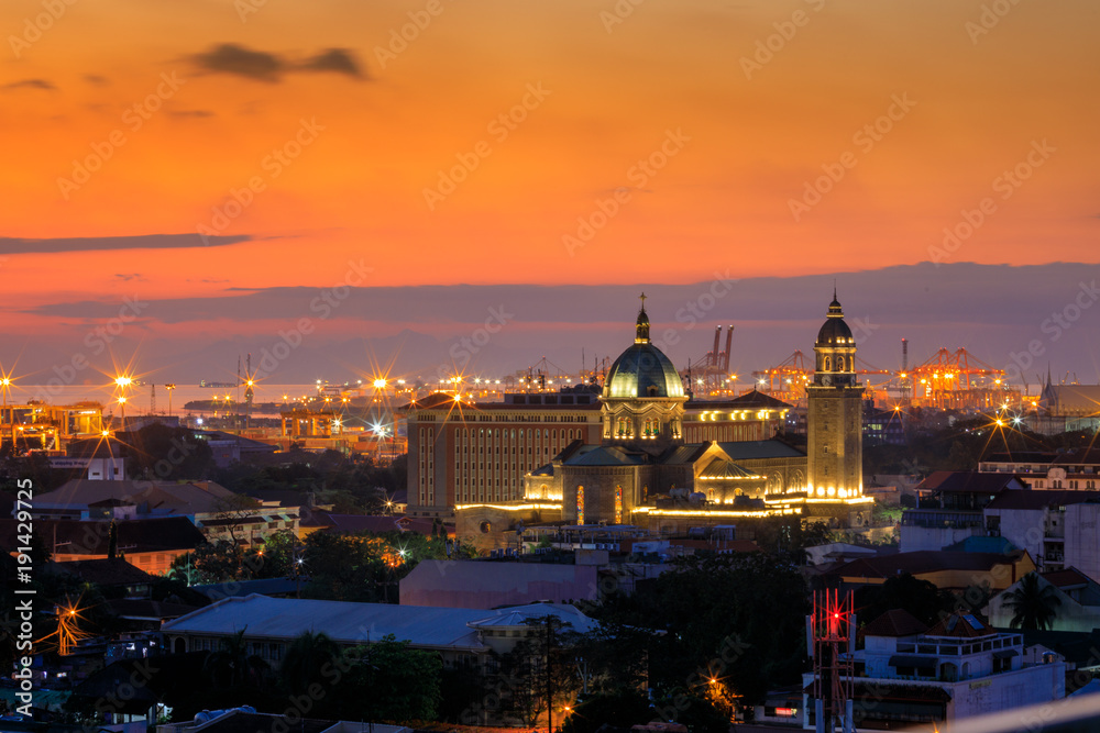 Manila Cathedral at sunset