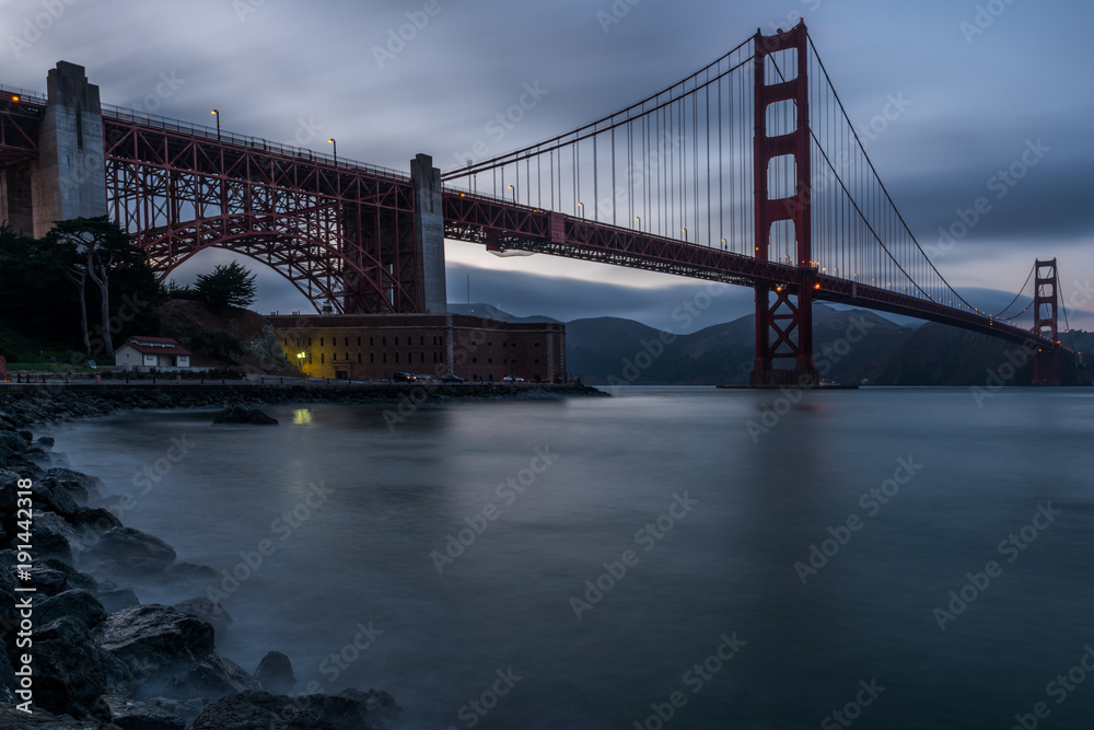 Obraz premium Most złotej bramy