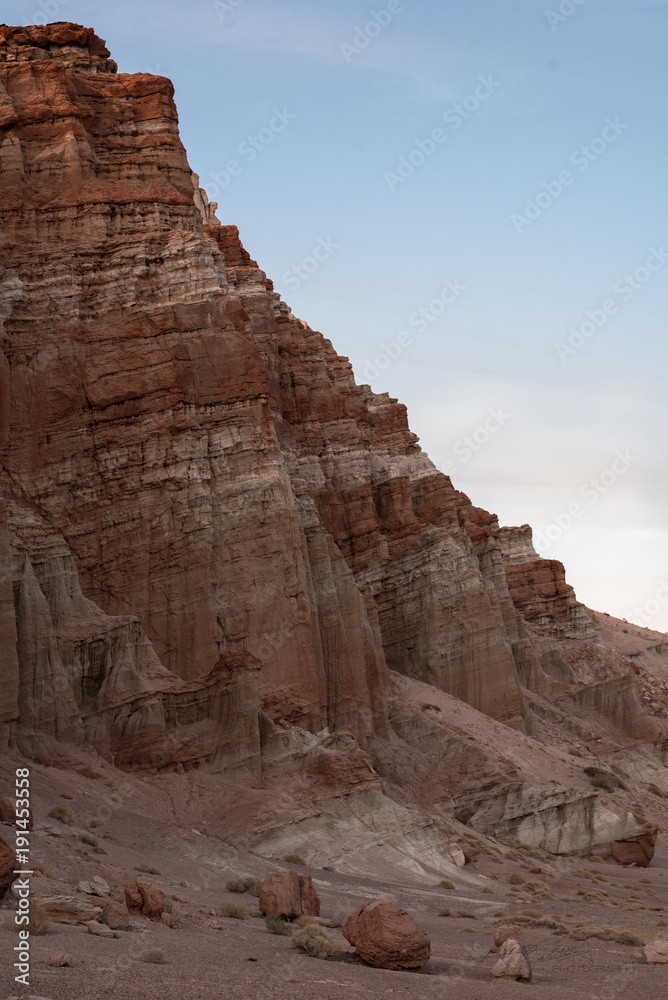 Tall red Canyon cliffs
