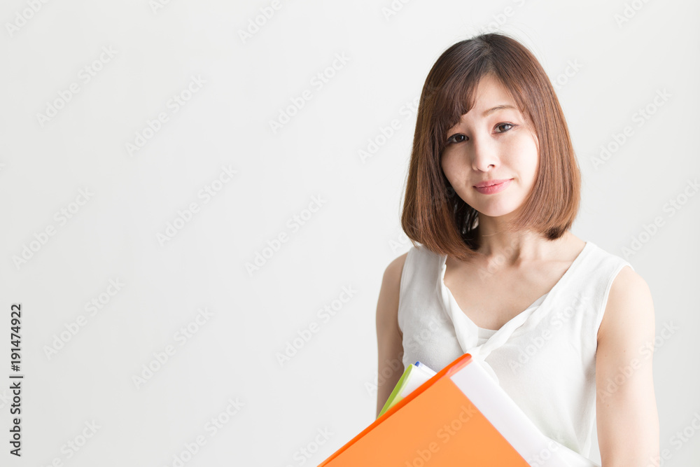 カジュアルポートレート・白バック カジュアルポートレート・白バック