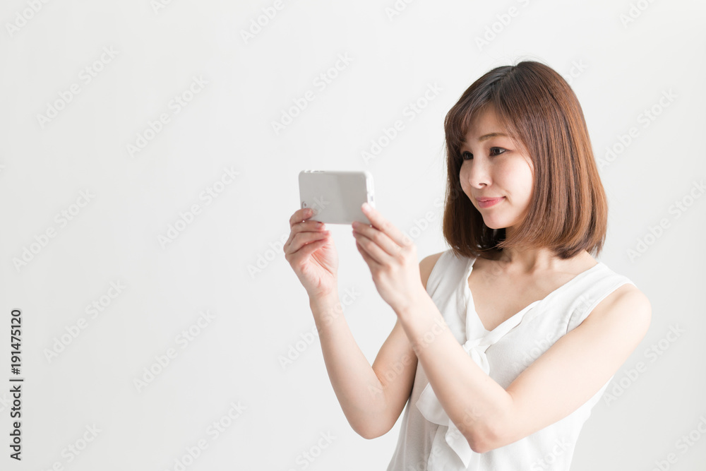 カジュアルポートレート・白バック カジュアルポートレート・白バック