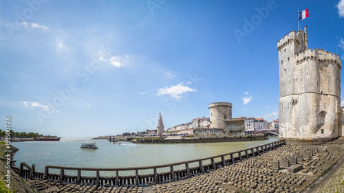 Entrée du port de La Rochelle (France)