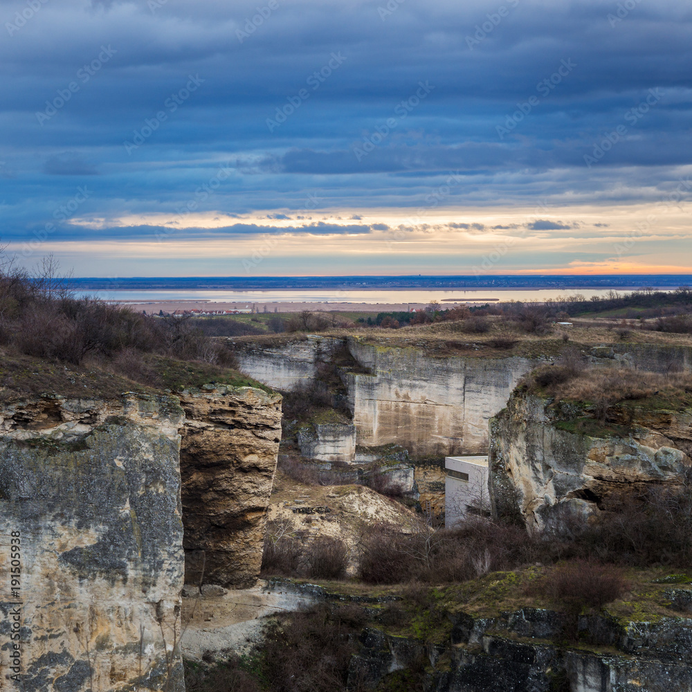Fototapeta premium Steinbruch St.Margarethen und Neusiedlersee im Burgenland