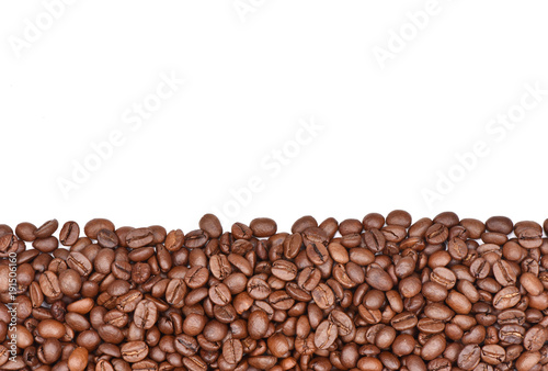   offee beans isolated on white background.