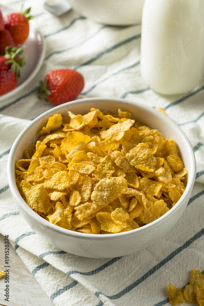 Healthy Corn Flakes with Milk for Breakfast Healthy Corn Flakes with Milk for Breakfast