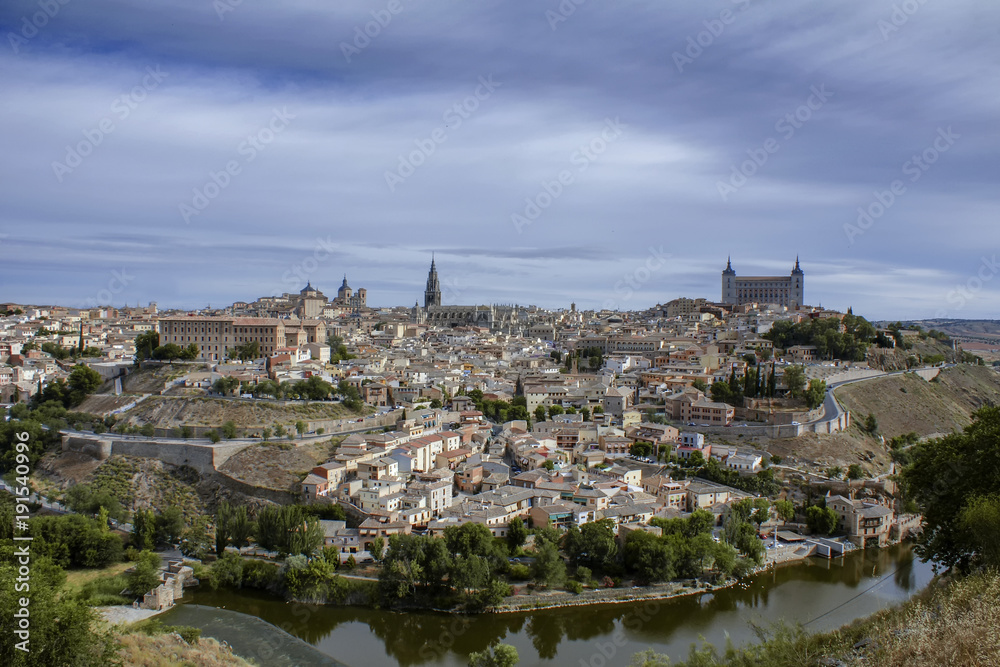 ciudad monumental de Toledo, España