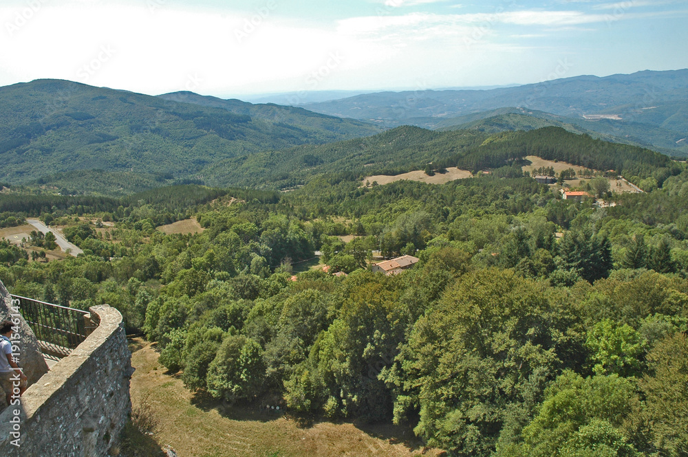 Panorama sulle montagne del Casentino dal Il Santuario francescano