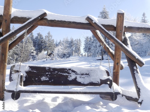 Fototapeta Naklejka Na Ścianę i Meble -  biała zima w górach. Beskidy w śniegu