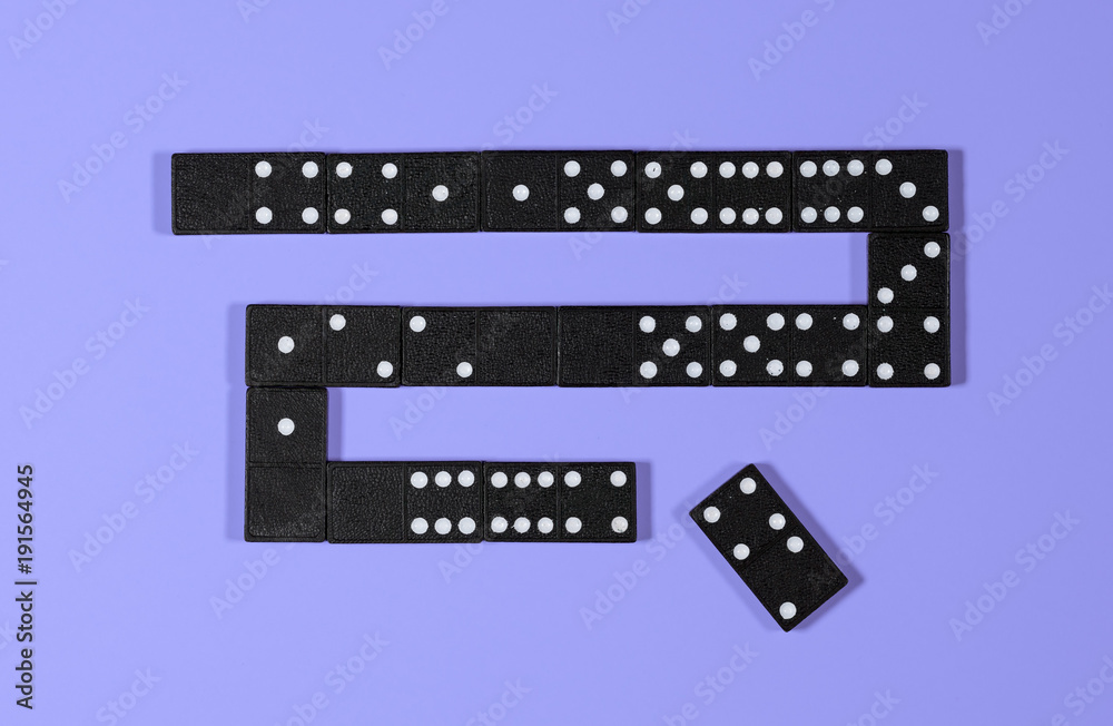 Illustraton or schematic of blockchain with dominoes